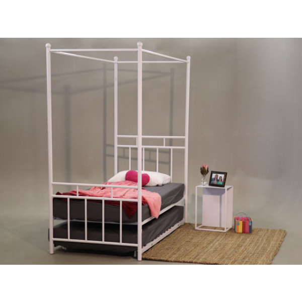 Tassa 4 Poster Bed